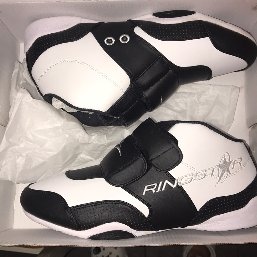 Ringstar boxing shoes! Brand new, never worn!